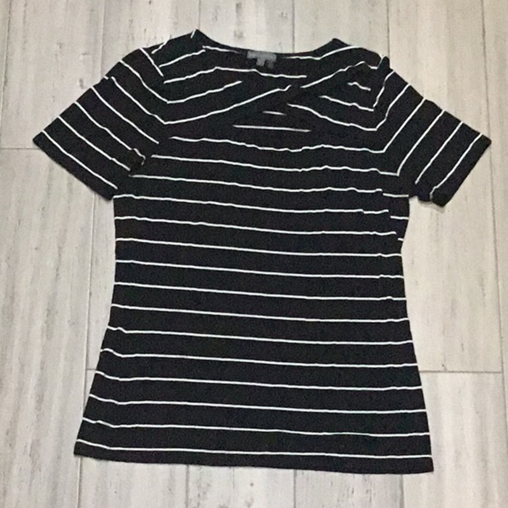 Black/white blouse